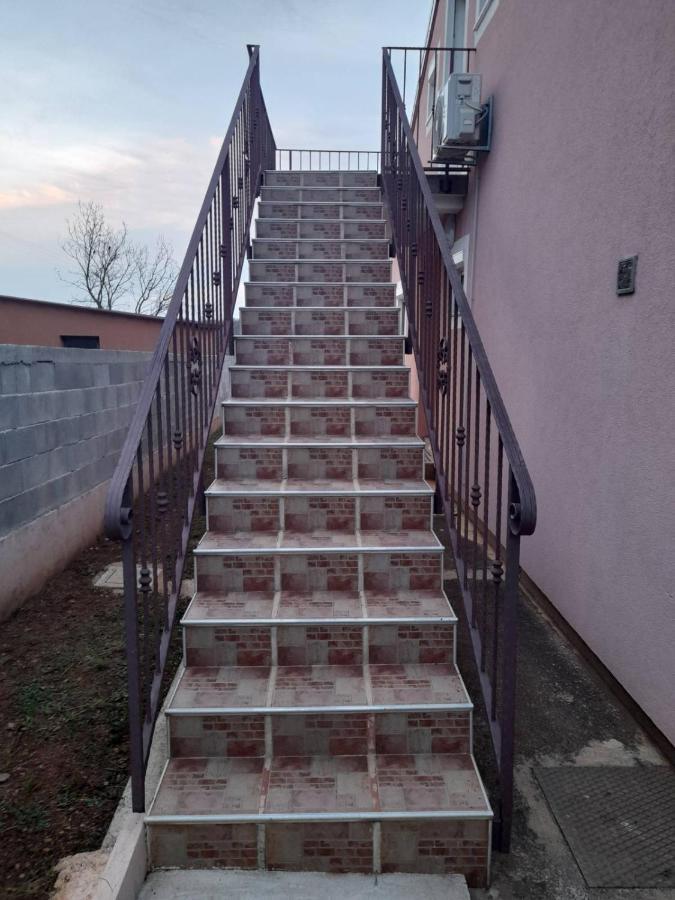 Apartman Jeger Умаг Екстериор снимка