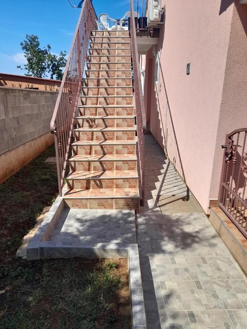 Apartman Jeger Умаг Екстериор снимка
