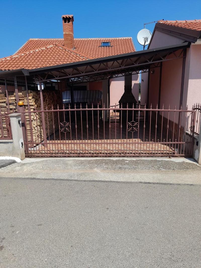 Apartman Jeger Умаг Екстериор снимка